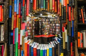 What I’m Reading: Vol. 133.