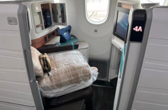 Alaska Airlines plots premium economy, luxe Seattle lounge