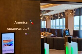 American to upgrade its lounge food with better (hot) meals